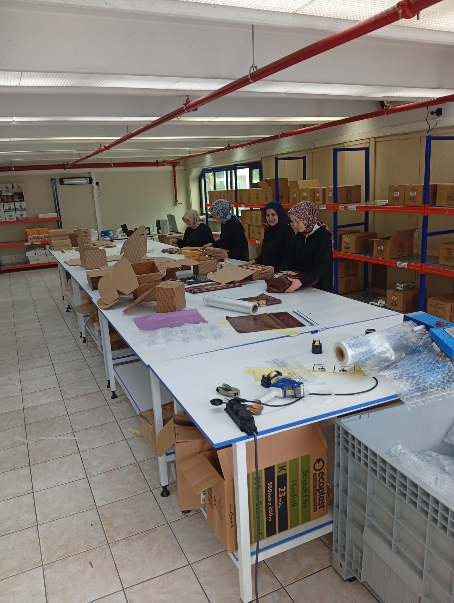 Fabrika Üretim Hattı 2